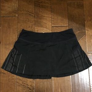 Black skort